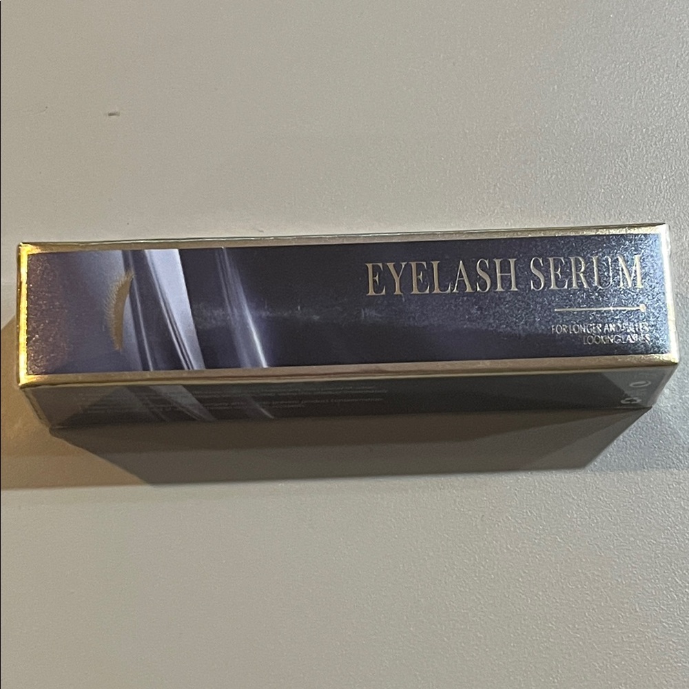 EYELASHES For longer lashes new in  Packaging